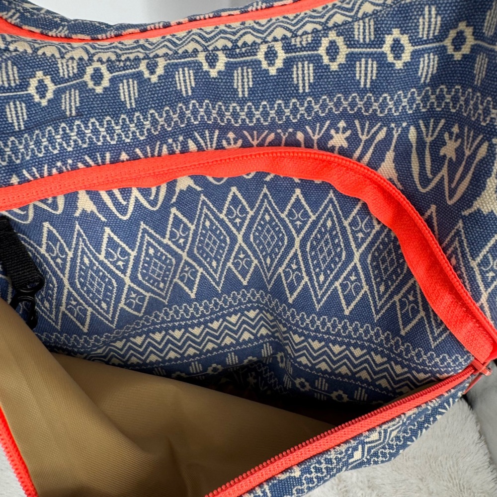 KAVU Sydney Satchel Crossbody Bag Blue Orange Tribal Geometric Canvas One Size - Picture 7 of 12